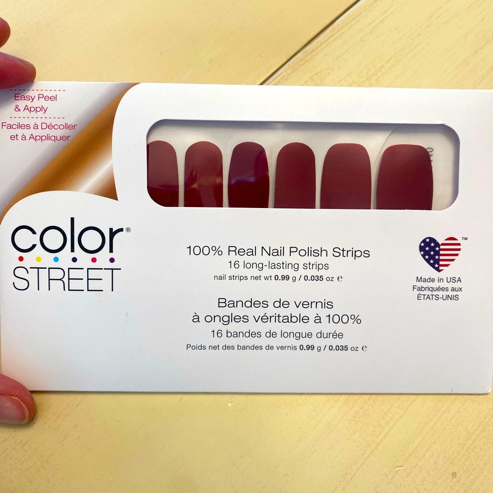 Retired NiB color street Venetian Velvet